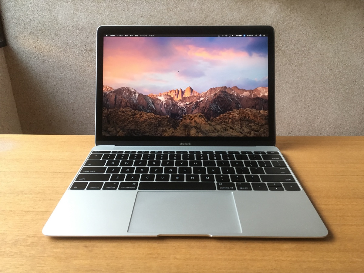 サイズ12インチMacBook 12インチ　2016年モデル