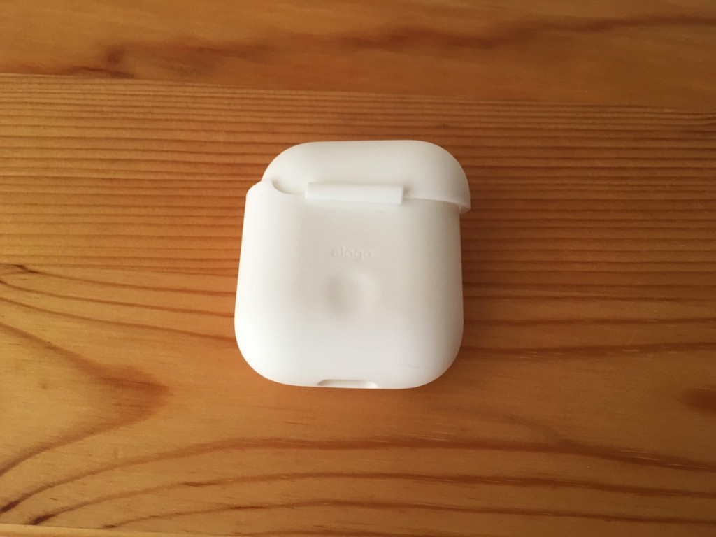 AirPods case-3